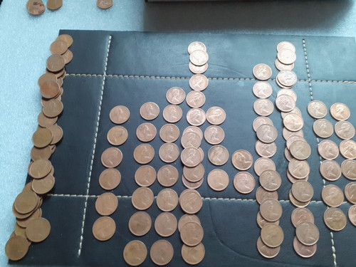 Decimal halfpenny pennies - halfpenny, ½