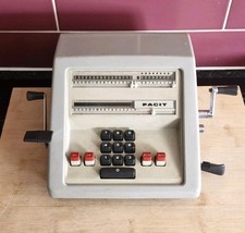 Facit CM2-16 Vintage Calculator Retro Scientific  Prop Collectable 4.4