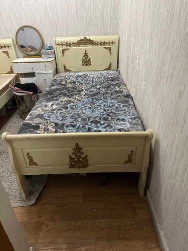 Italian 3ft singl bed