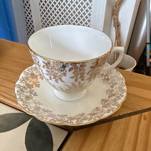 Vintage royal vale bone - vale, china