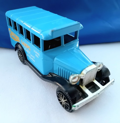 Corgi bedford bus osram - bedford,