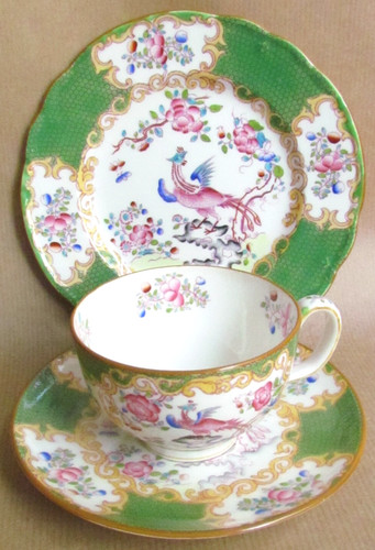Mintons green cockatrice trio - cockatrice,