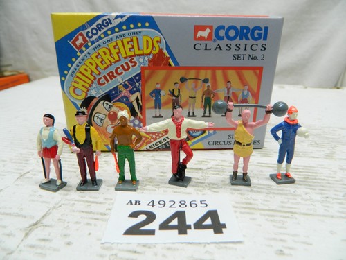 Corgi 50 circus figures - 1:43/1:50,