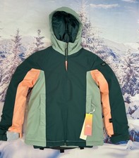 O'NEILL Girls Perform Ski