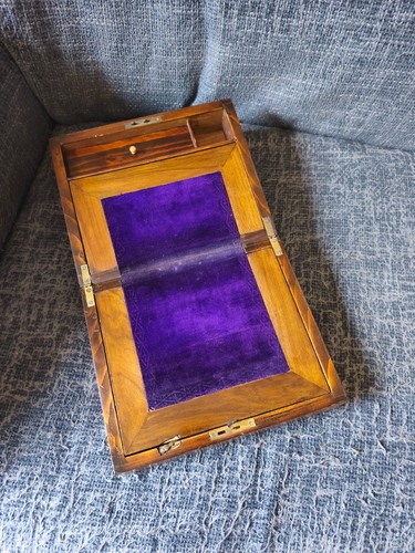 Petite antique writing - petite,