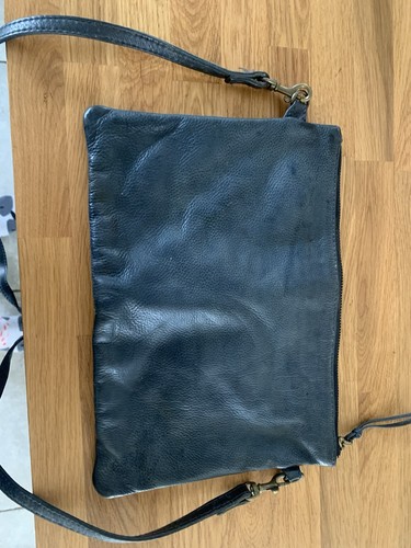 Jack wills over the - the, shoulder