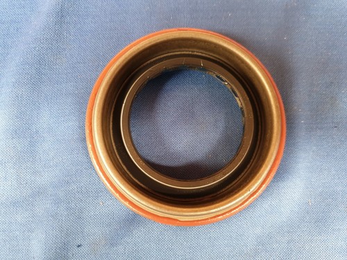 Jaguar daimler diff pinion oil - jaguar,