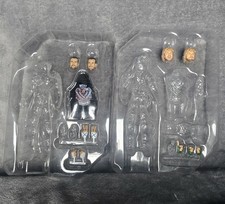 WWE Ultimate CM Punk & Logan