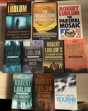 Robert Ludlum 10 Book Bundle - Parsifal Mosaic Maltarese Countdown Spy Thrillers