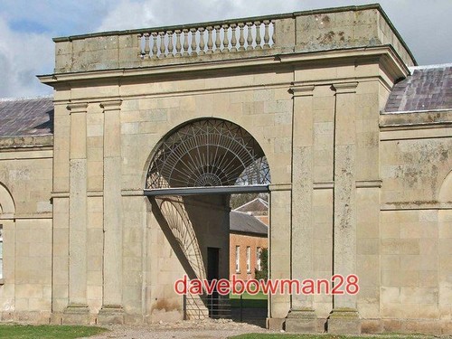 Photo stable block - block, entrance