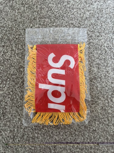 Supreme fw26 hanging flag - hanging,