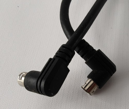 Want subwoofer cable - it,