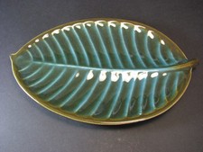Vintage Grayshott Pottery (Surrey Ceramics) Green Leaf Dish, approx 28.3cm (L)