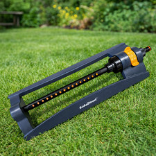 Oscillating lawn sprinkler - oscillating,