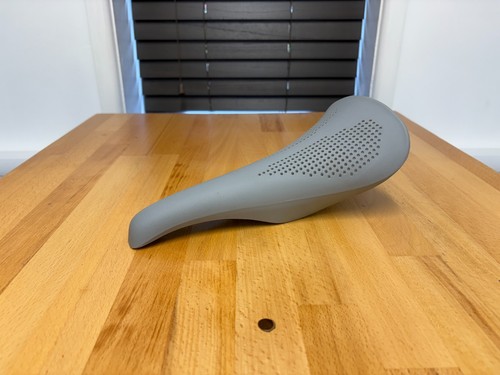Globe roll saddle - 1,