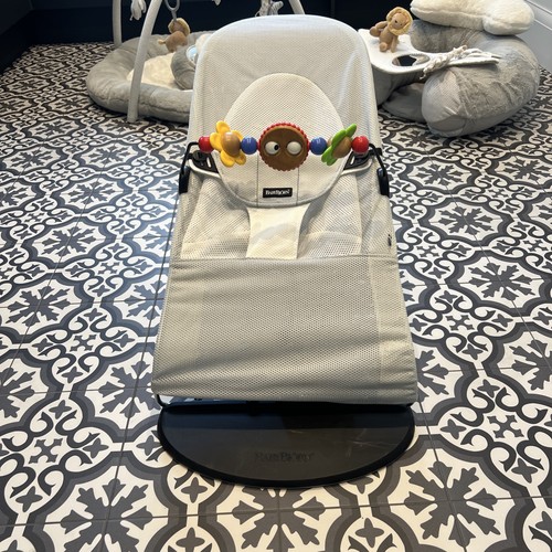 Baby bjorn bouncer - with, toy