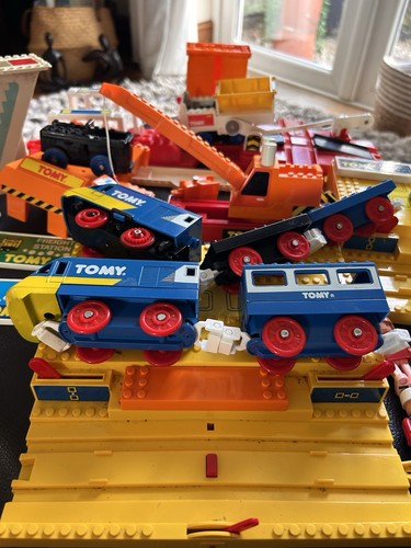 Vintage 1988 tomy train set - 1988,
