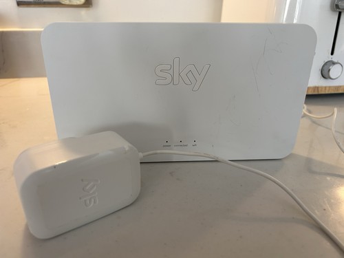 Sky booster se210 - booster, dual-band