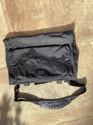 Tumi tri fold carry garment - tumi,