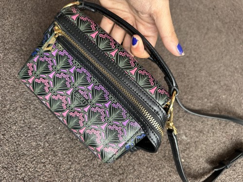 Liberty london iphis zipped - london,