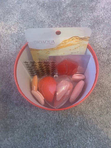 Boxed make bundle including - make, up