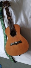 Ukulele: Snail BHC6C Concert