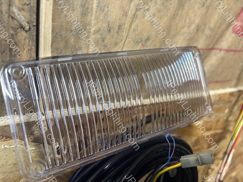 New clear 700 series lens - clear,