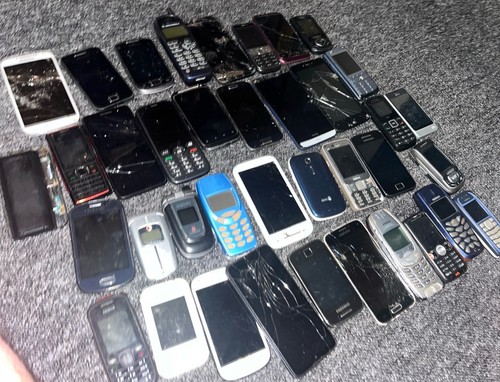 Big job lot x52 mobile - lot, phones
