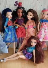 Disney Descendants  dolls