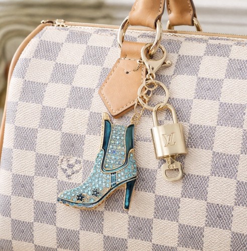 Authentic louis vuitton - authentic,