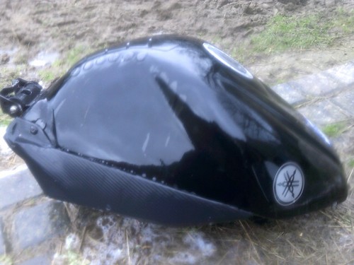 Yamaha 5vy fuel - r1,