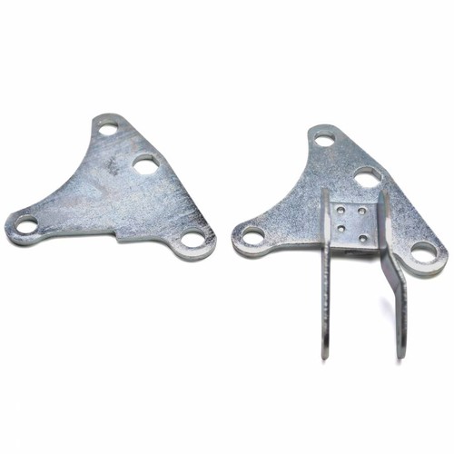 Engine mounting bracket for