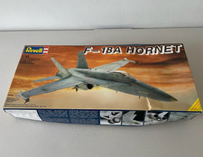 Revell 1/32 F-18A Hornet 4795 Model Kit