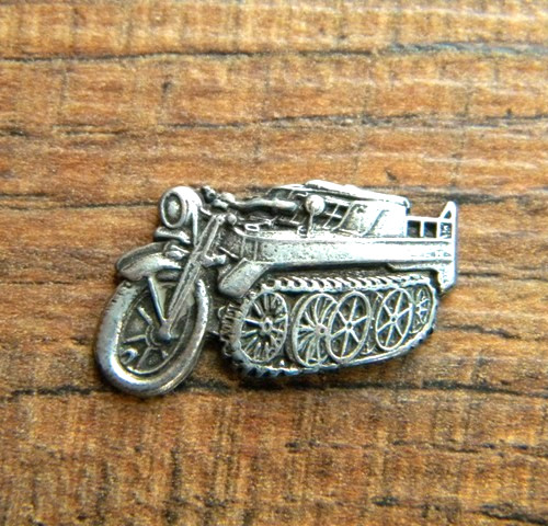 Nsu kettenrad vest pin - vest, lapel