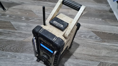 Makita dmr104 dab job - makita,