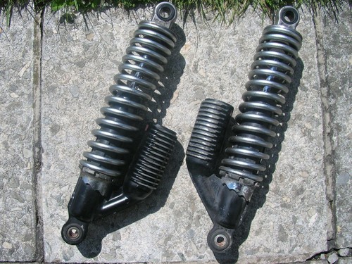Shock absorber shock absorber