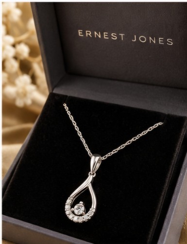 Ernest jones 925 sterling - 925,