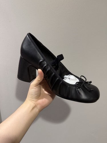 Charles keith black mary - charles,