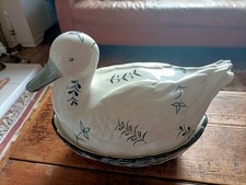 Fairmont & Main Large Egg/Crock Basket with Lid In Grey/ Black Tones Used