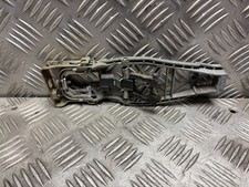 Vw Touran NSF Door Handle Support Bracket Passenger Left Front  03-09