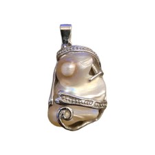 Large Baroque Fresh Water