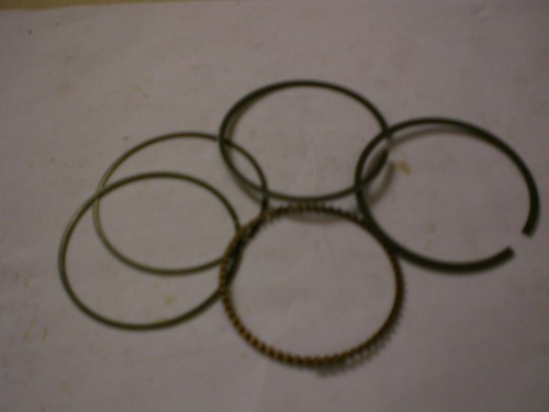 Honda 185 piston ring set - xl,