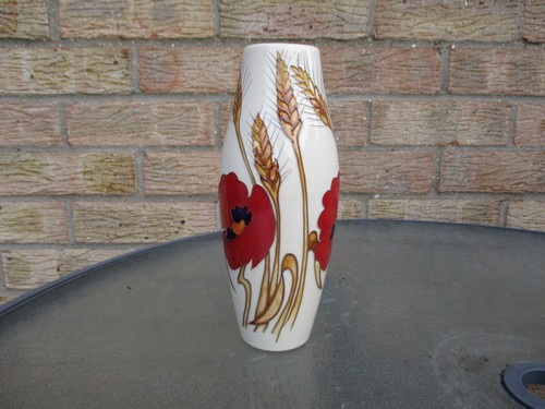Moorcroft harvest poppy - harvest,