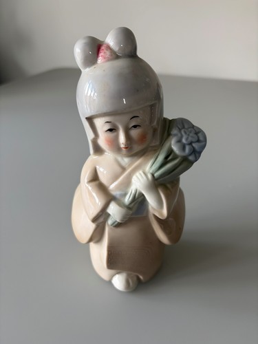 Kokeshi style figurine - kokeshi,