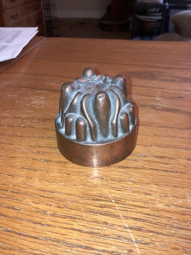 Ornate copper jelly mould - ornate,