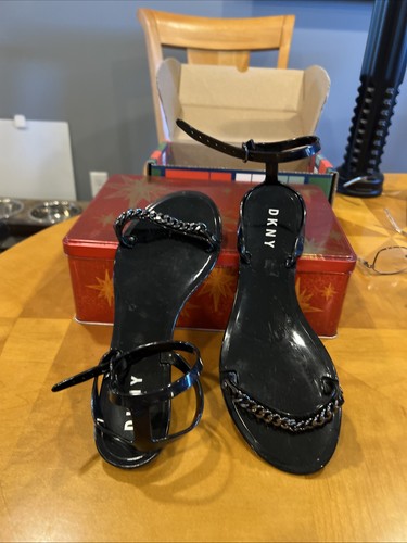 Dkny rubber sandals with - dkny, chain