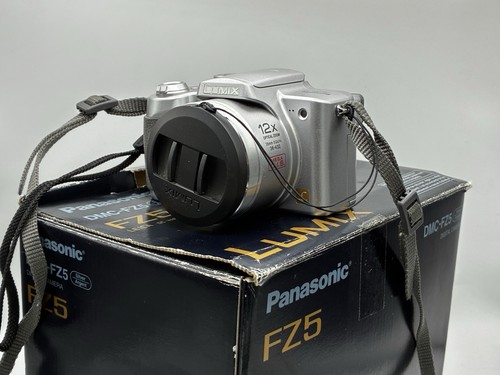 Boxed panasonic lumix dmc fz5 - panasonic,