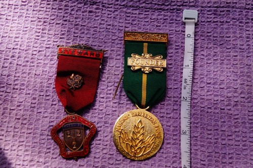 Two masonic jewels samaritan - two,