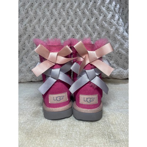 Ugg toddler girl pink bow