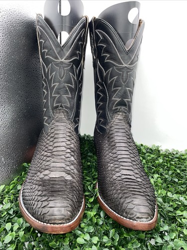 Cody james men - james, python
